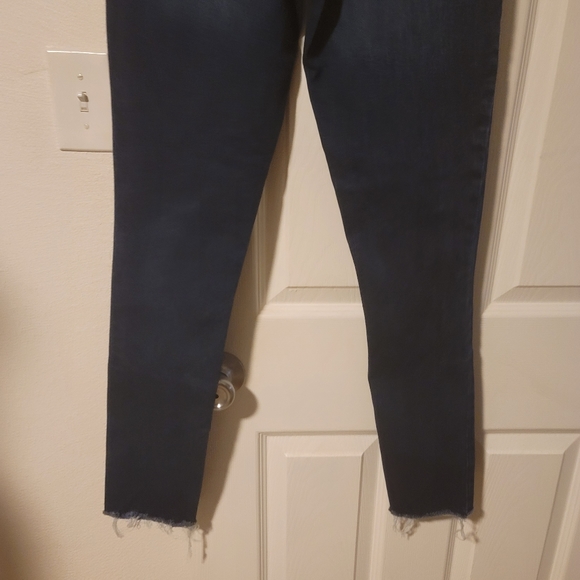 Sold - Picture 10 of 13